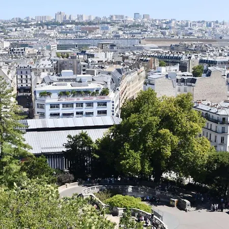 Sacre Coeur Eiffel Tower View Stylish Apartment